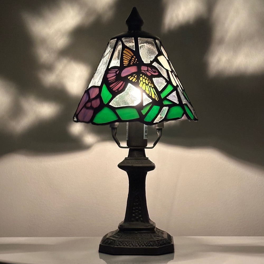 Vintage Y2K Tiffany Style Stained Glass Hummingbird Accent Lamp Bronze Base Boho